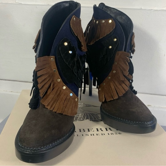 Burberry booties with fringe - Picture 5 of 5